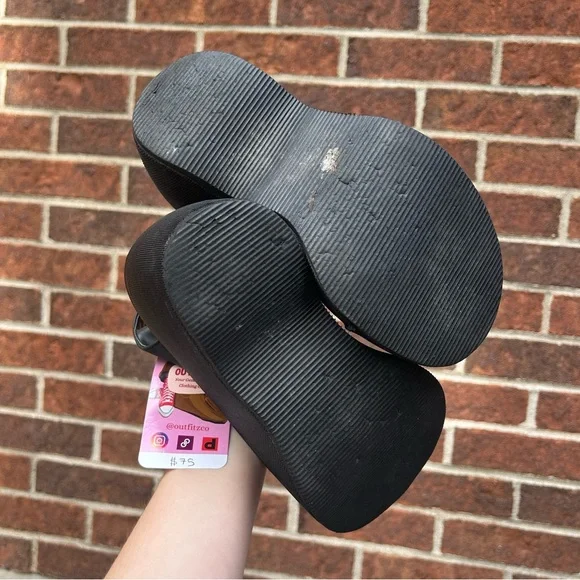 Y2K whimsigoth platform sandals - Picture 11 of 16